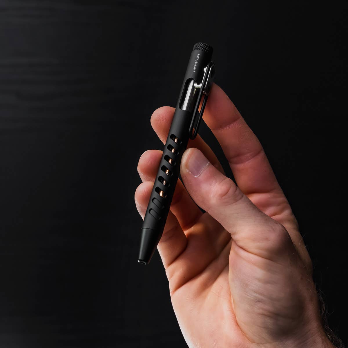 Tactiv WP09 Bolt-Action Waterproof Pen - Black, SnackMagic